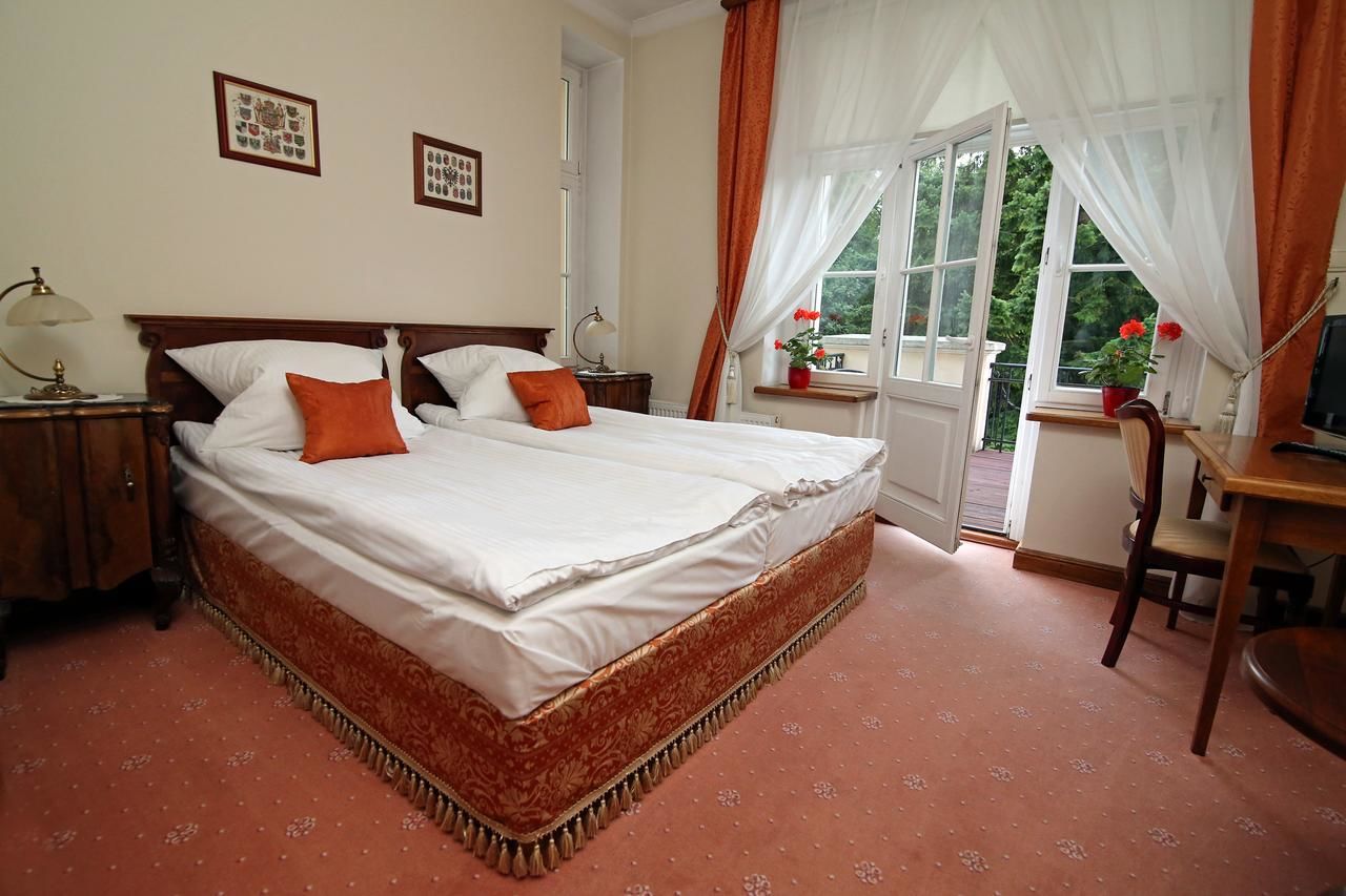 Отели типа «постель и завтрак» Dwór Bieland Эльблонг-29